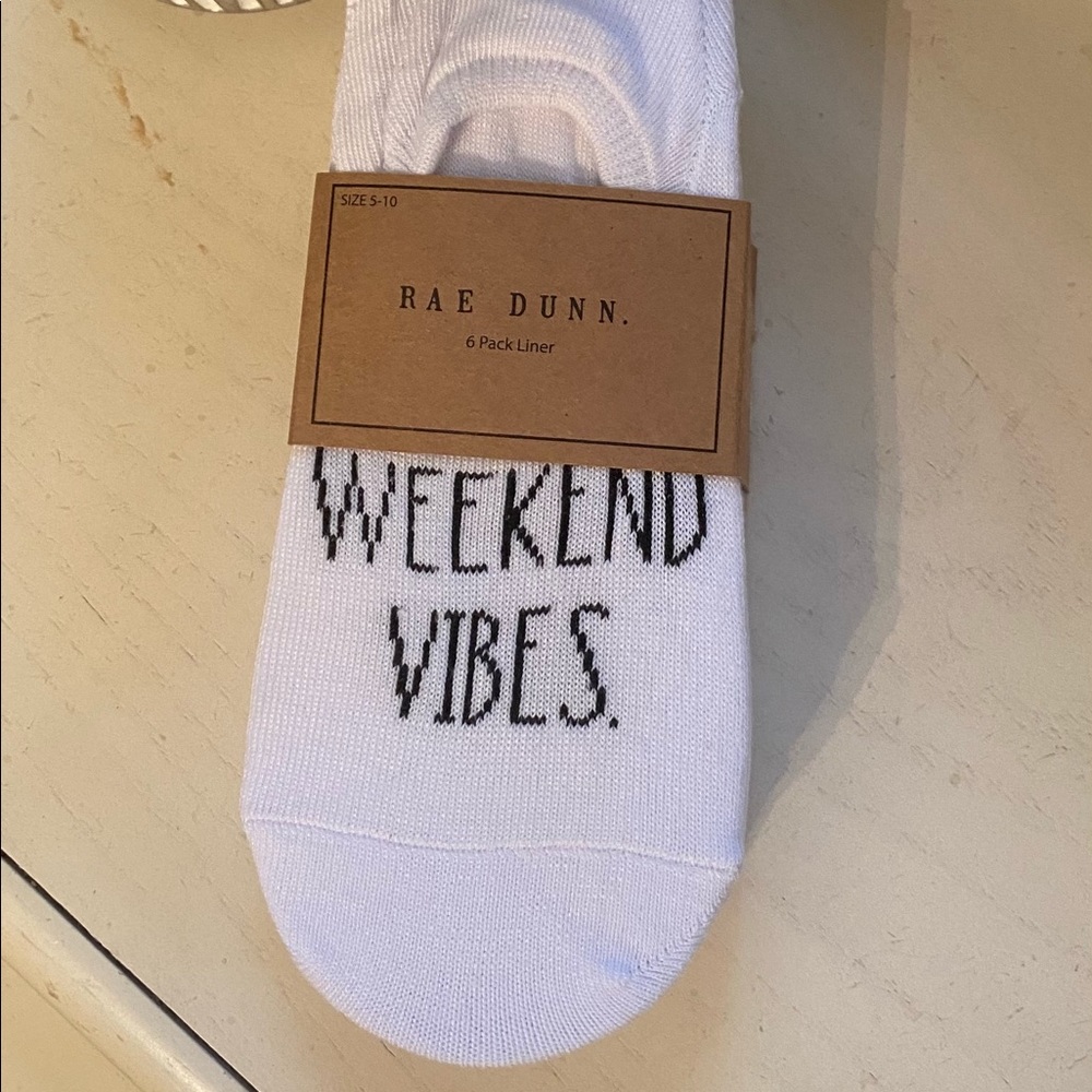 NWT RAE DUNN ANKLE SOCKS IN WHITE